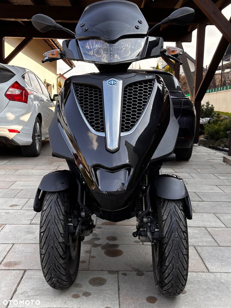 Piaggio MP-3 - 5