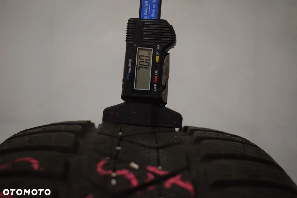 R17 215/55 Pirelli Sottozero 3 Seal Inside - 4