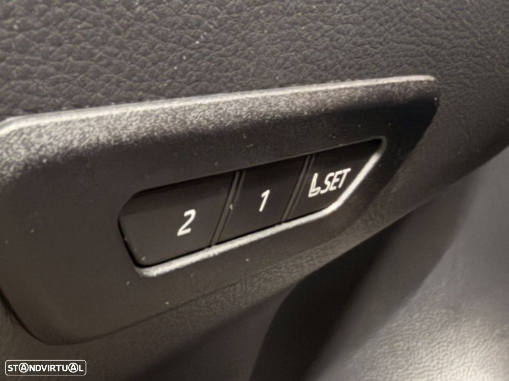 Toyota C-HR 2.0 HDF Plug-in GR Sport Premiere Edition - 32