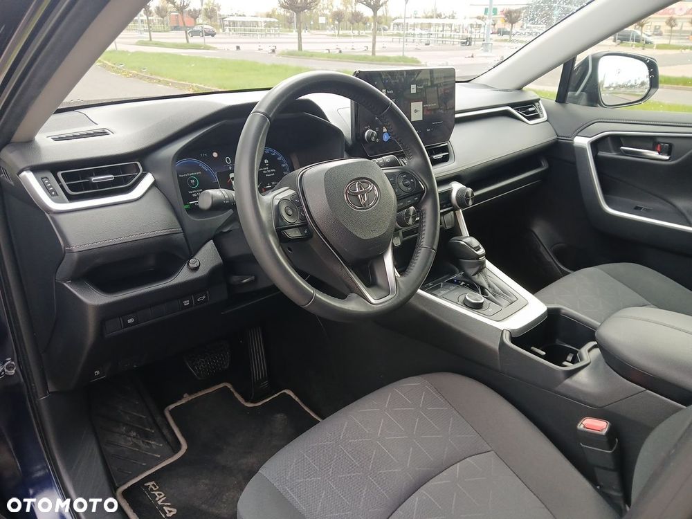 Toyota RAV4 - 17
