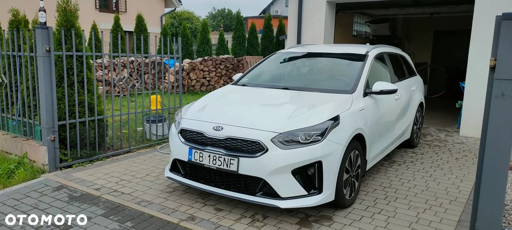 Kia Ceed - 1