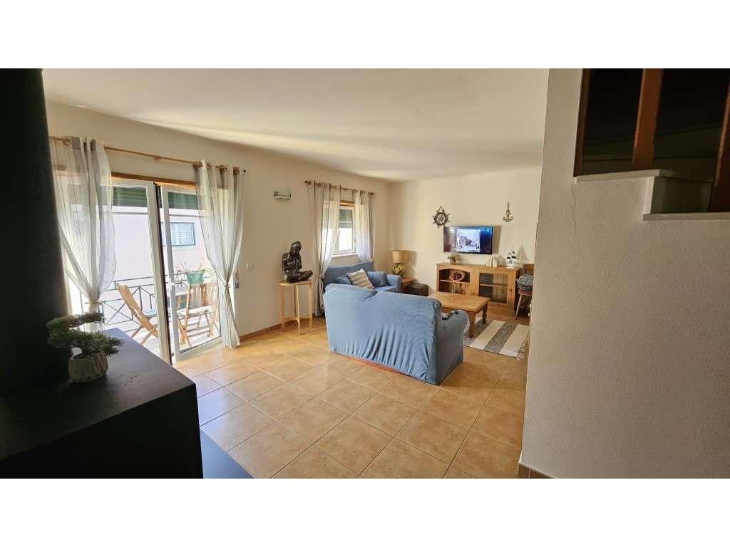 Apartamento T3, Duplex, em condomínio fechado, a 2 minutos da praia - Grande imagem: 4/35