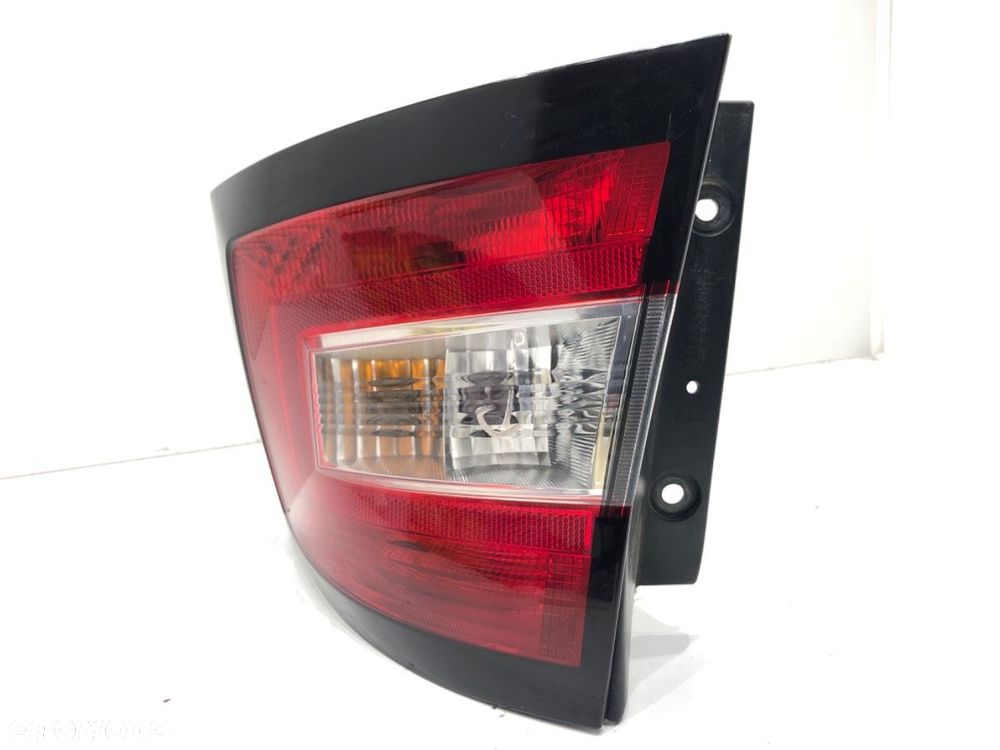 LAMPA PRAWY TYŁ  SKODA FABIA III Kombi (NJ5) 2014 - 2022 1.0 55 kW [75 KM] benzyna 2014 - 2022 - 2