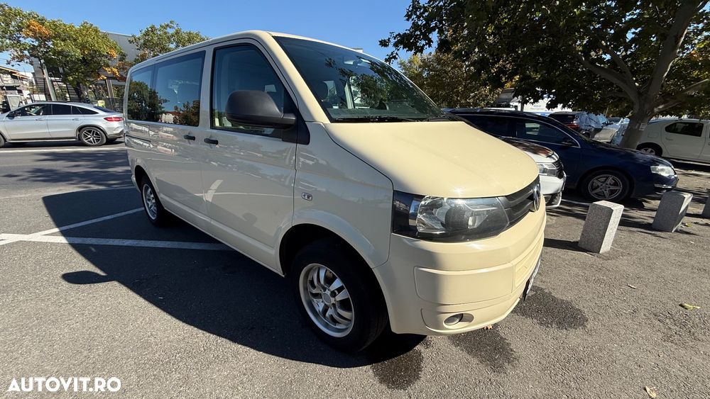 Volkswagen Caravelle - 4