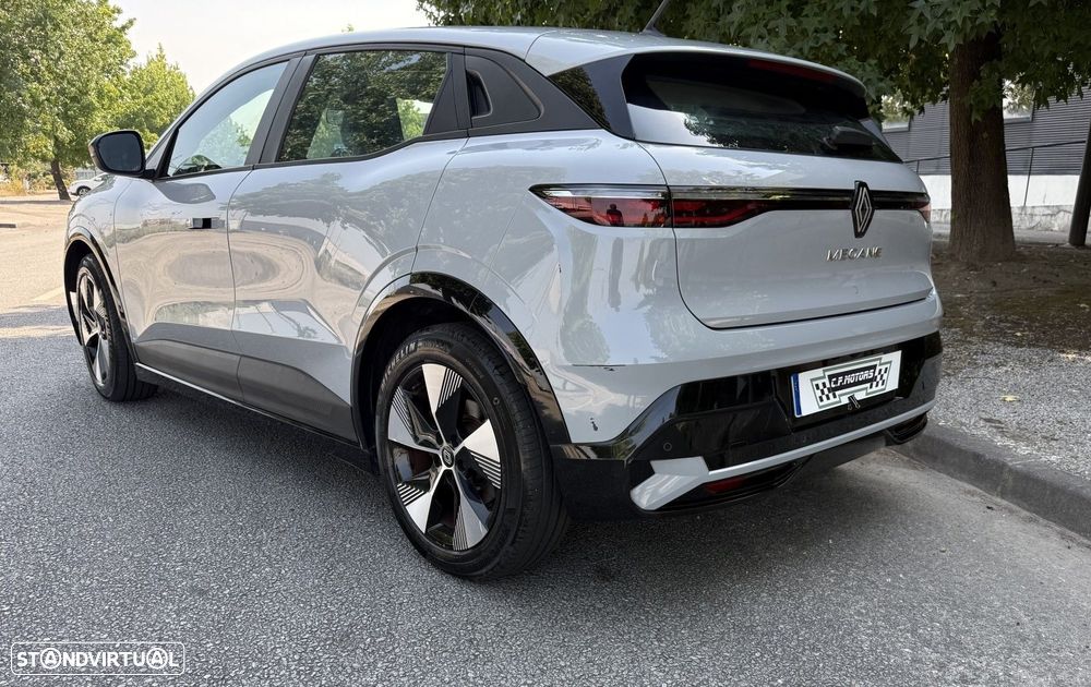 Renault Mégane E-Tech EV60 220hp optimum charge Equilibre - 8