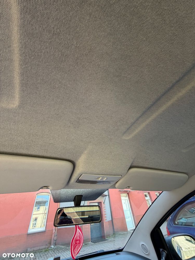 Volkswagen Fox - 12