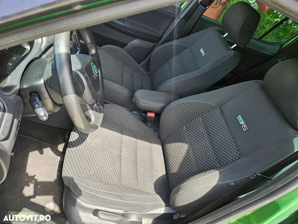Skoda Fabia 1.4 TSI DSG RS - 11