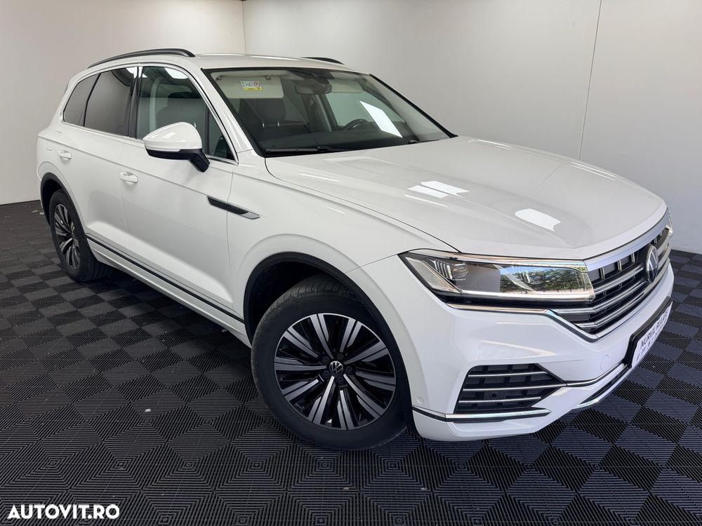 Volkswagen Touareg V6 TDI Elegance - 2