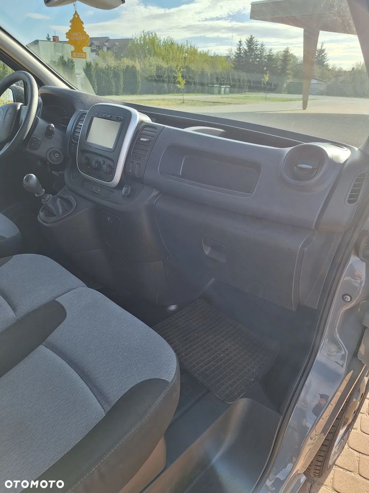Renault Trafic - 10