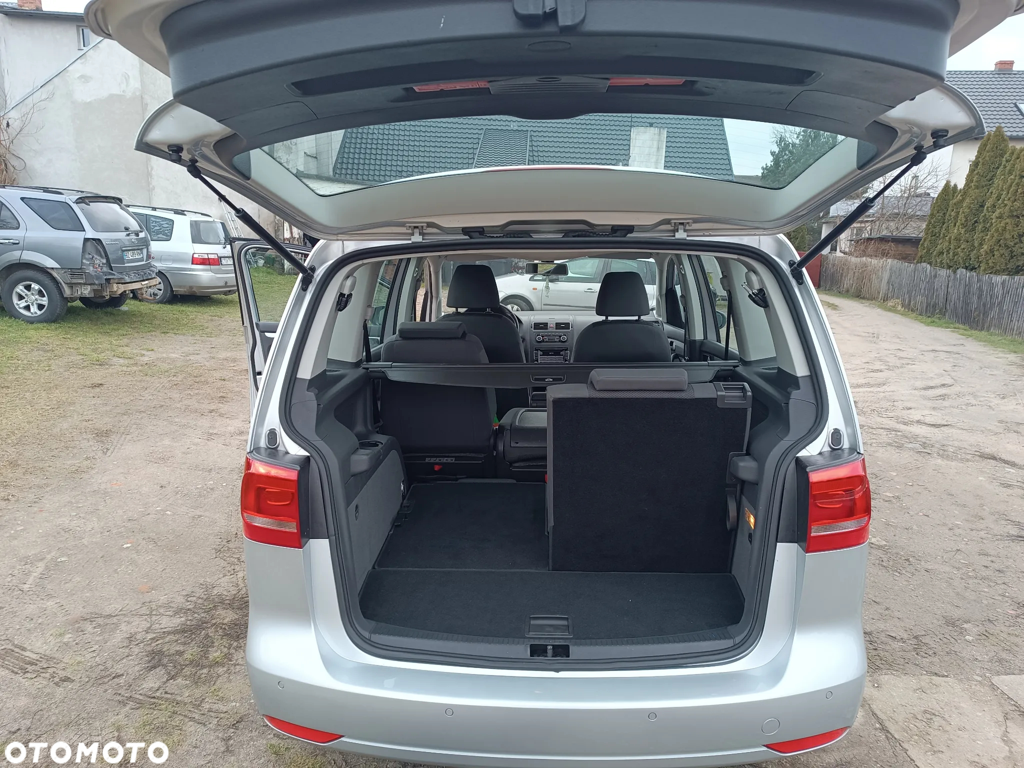 Volkswagen Touran 1.2 TSI BlueMot Comfortline - 15