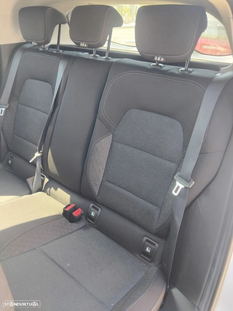 Renault Clio - 12