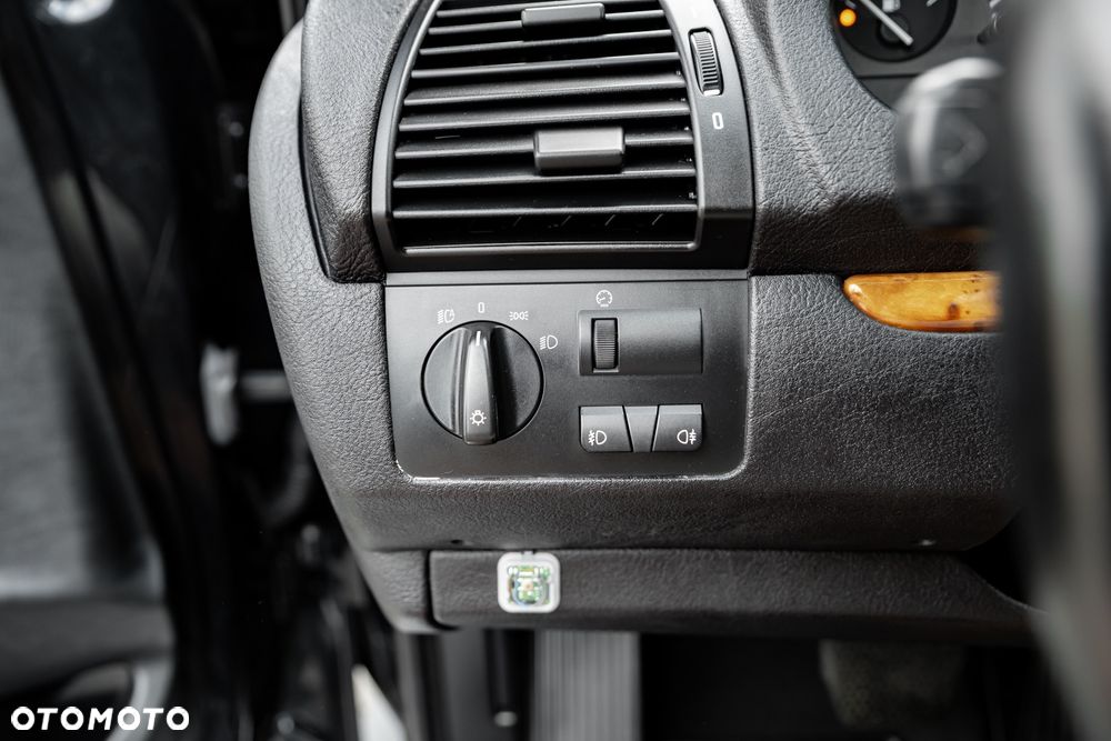 BMW X5 3.0 i - 27