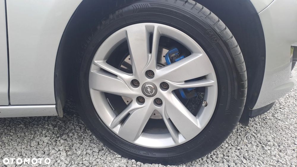 Opel Astra 1.6 CDTI Sport - 19