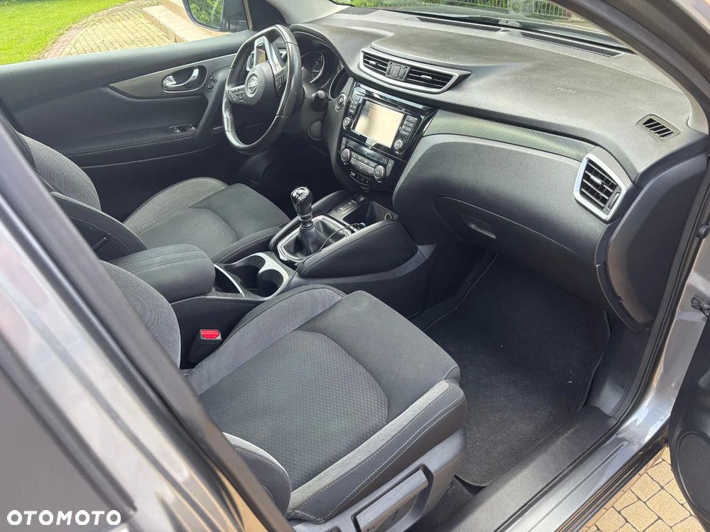 Nissan Qashqai 1.2 DIG-T N-Connecta EU6 - 21