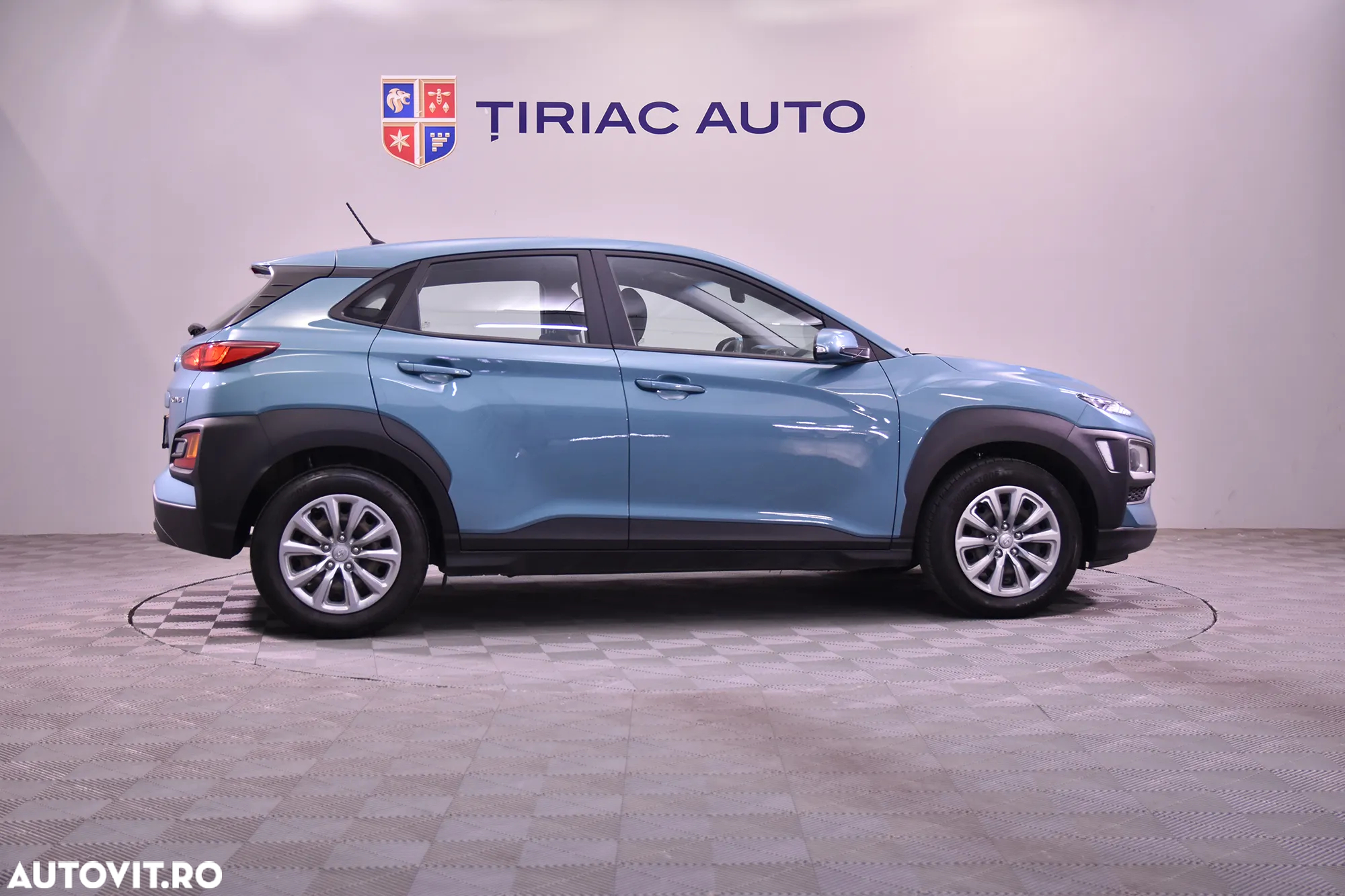 Hyundai KONA - 6