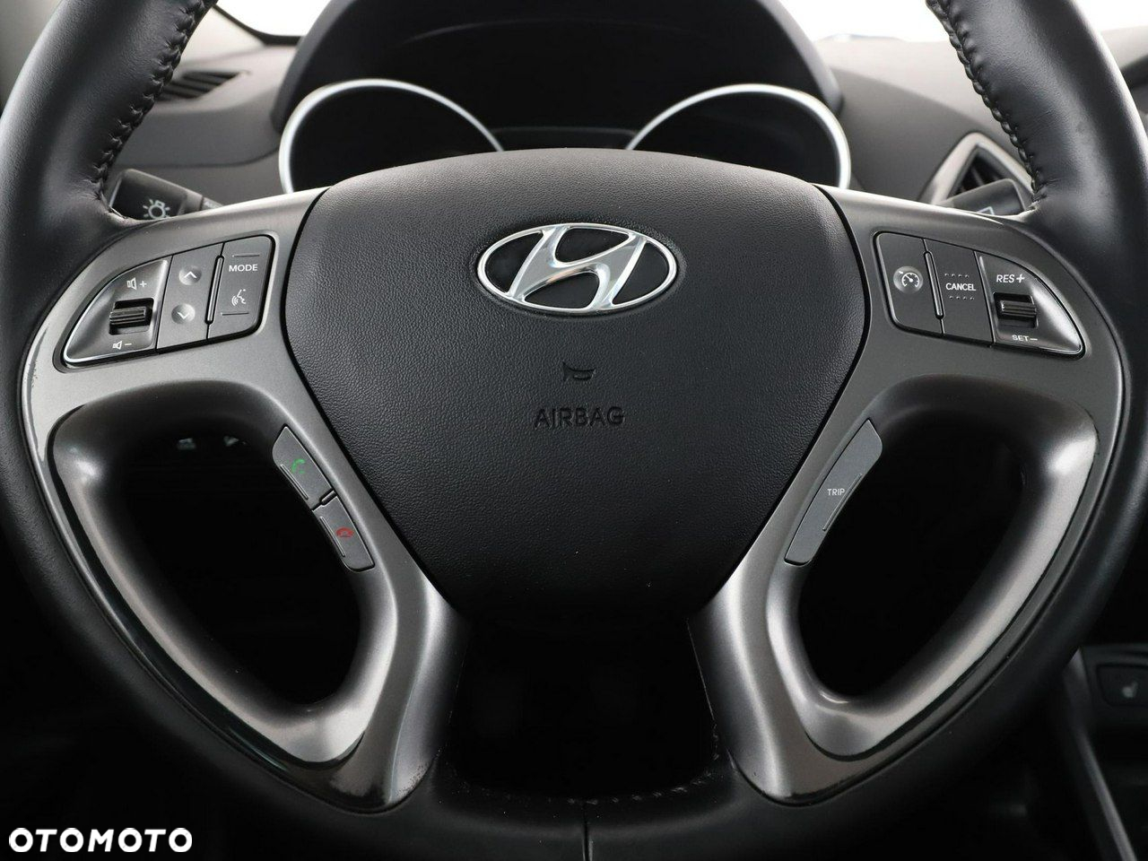 Hyundai ix35 2.0 4WD Style - 21