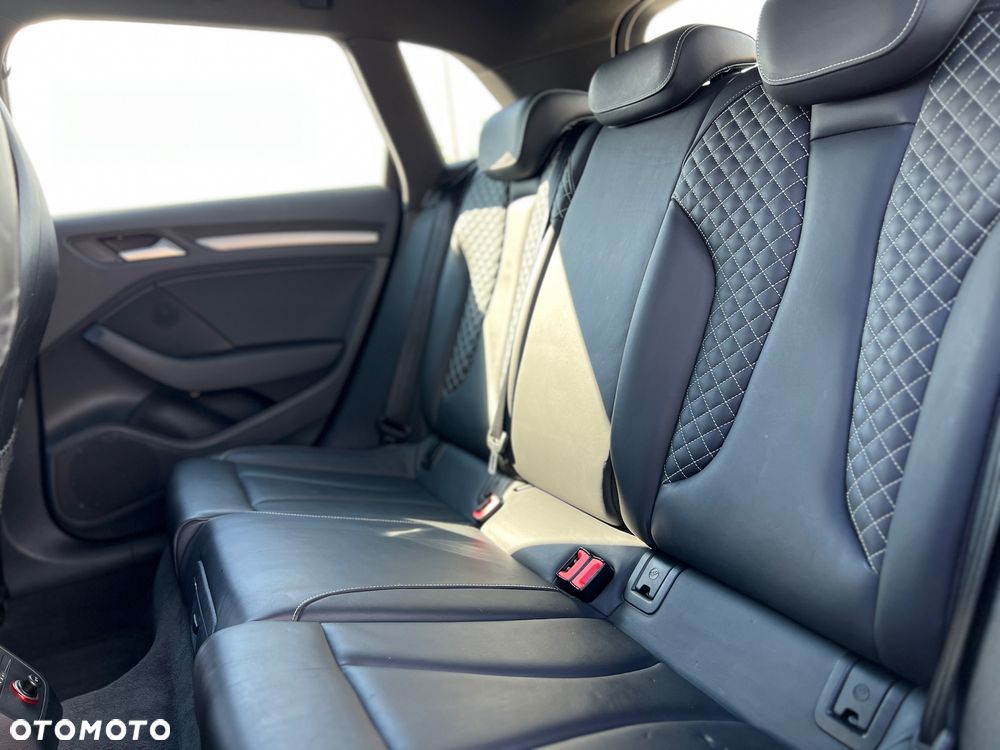 Audi A3 Sportback 2.0 TDI S tronic S line Sportpaket - 14