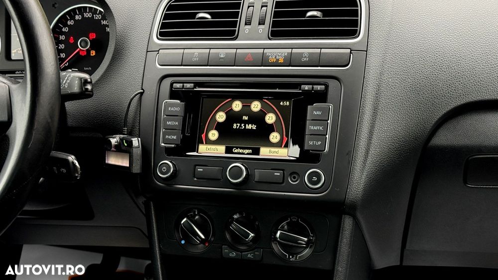 Volkswagen Polo - 14