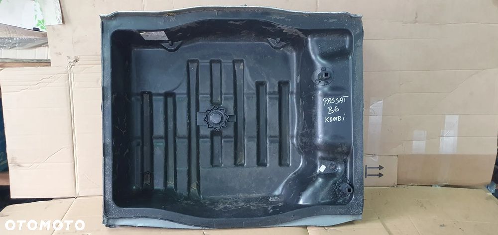 Wanna wnęka bagażnika VW Passat B6 3C0813114D - 4