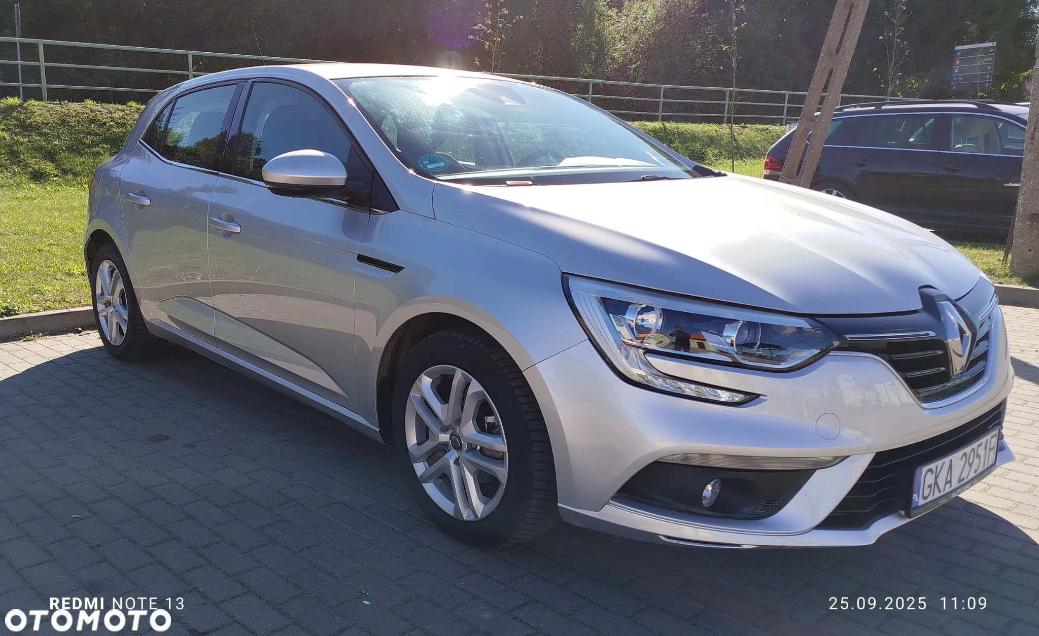 Renault Megane Grandtour ENERGY TCe 100 EXPERIENCE - 3