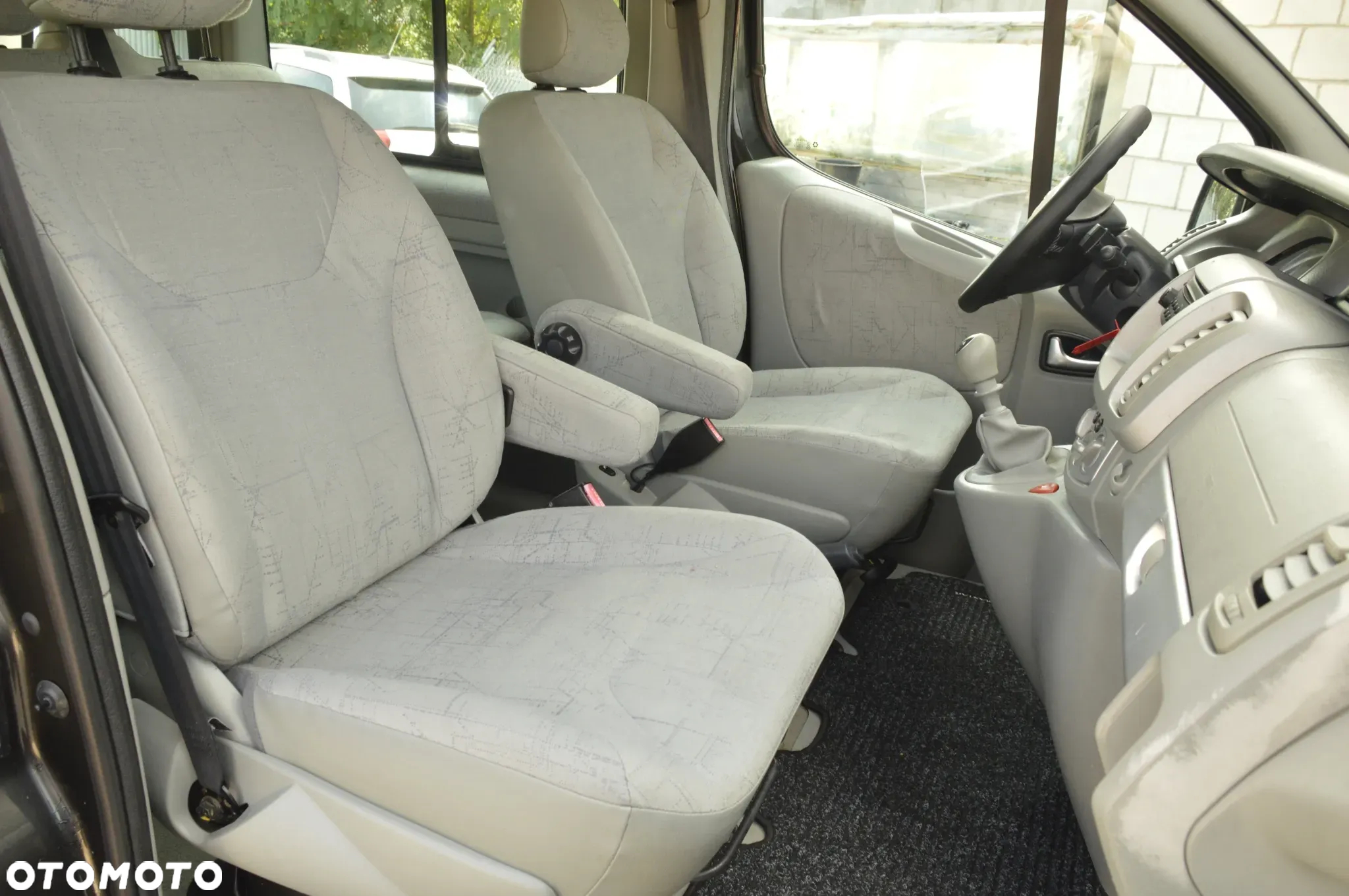 Opel Vivaro - 16