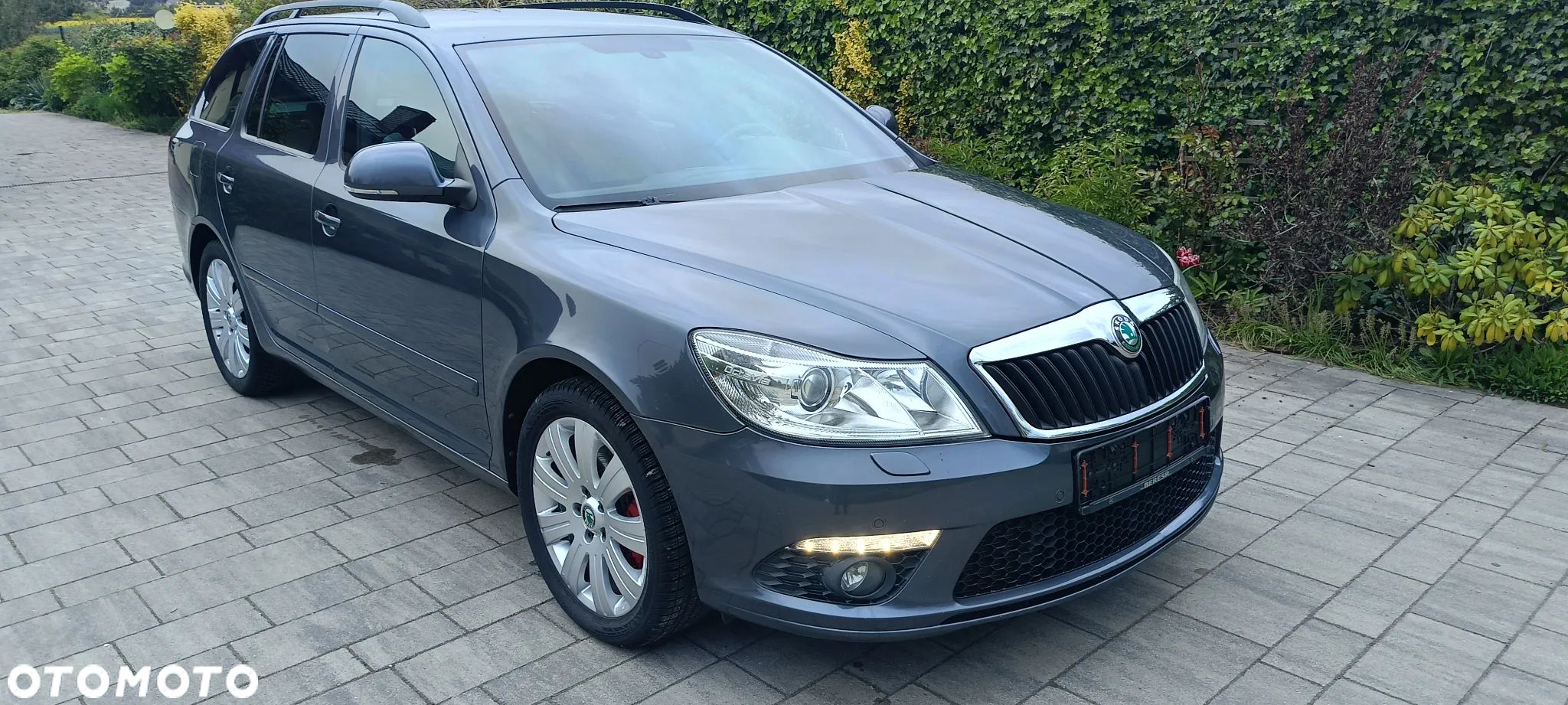 Skoda Octavia 2.0 TFSI RS DSG - 1