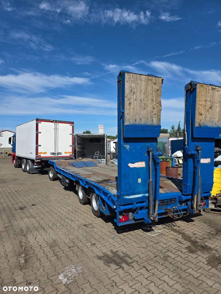 Goldhofer przyczepa  niskopodwozie * 4 osie , hydraulika - 4
