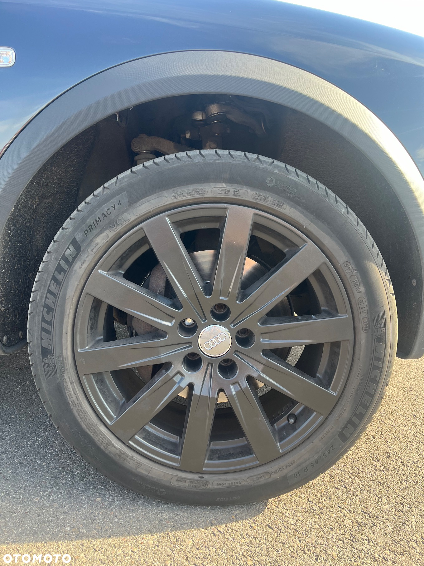 Audi A6 Allroad Quattro 4.2 - 12