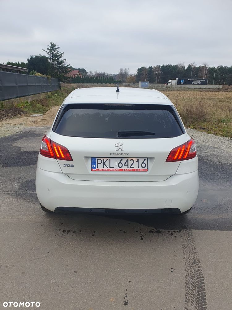 Peugeot 308 - 3