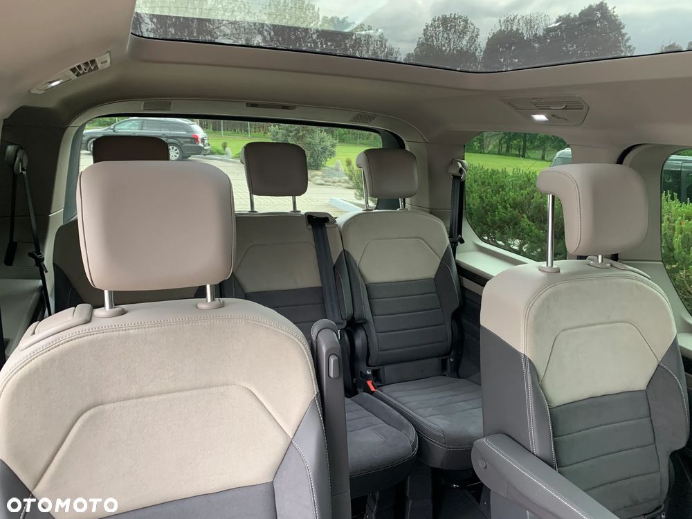 Volkswagen Multivan - 9