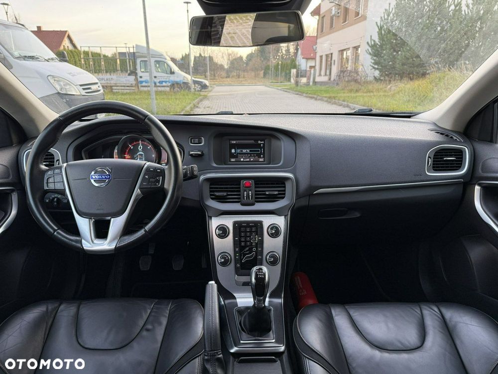 Volvo V40 - 17