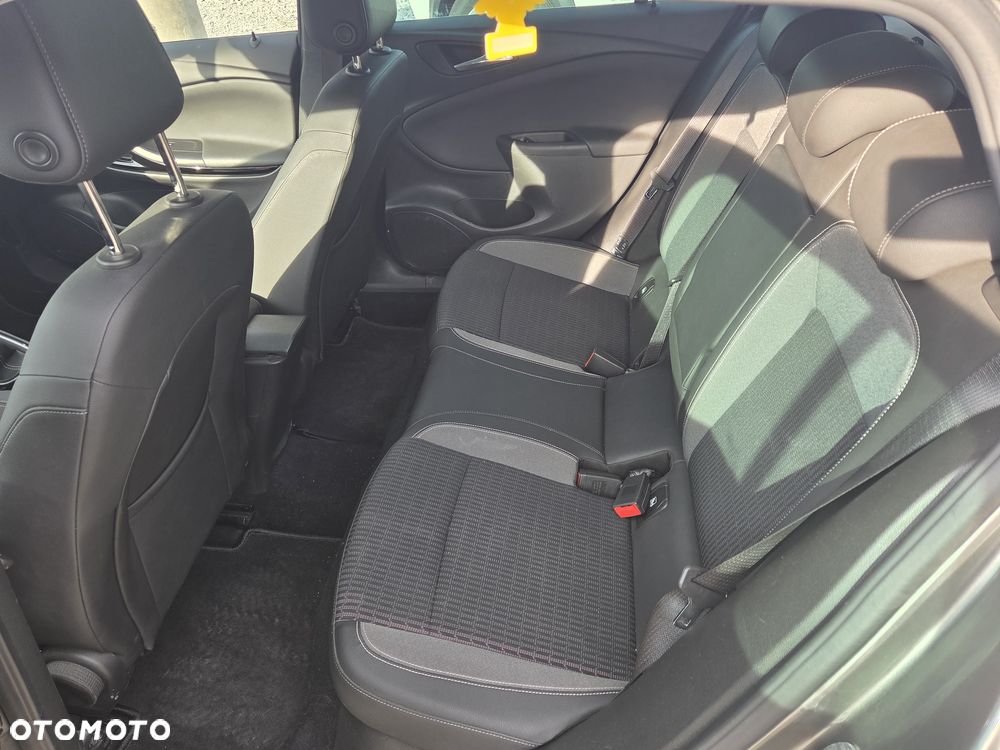 Opel Astra 1.5 D Start/Stop Elegance - 24