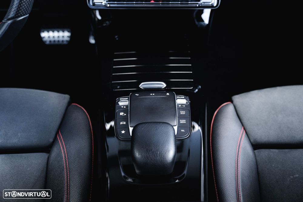 Mercedes-Benz A 250 e AMG Line - 15