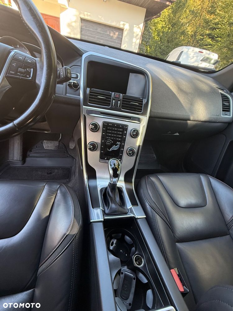 Volvo XC 60 D4 Drive-E Ocean Race - 5