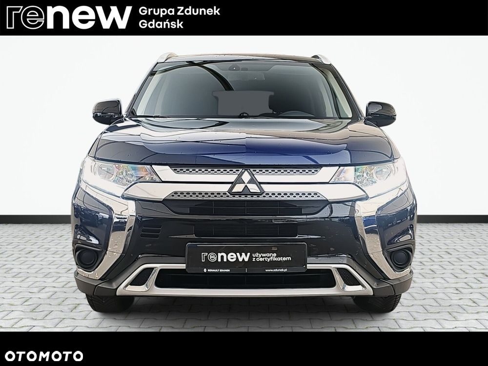 Mitsubishi Outlander - 2