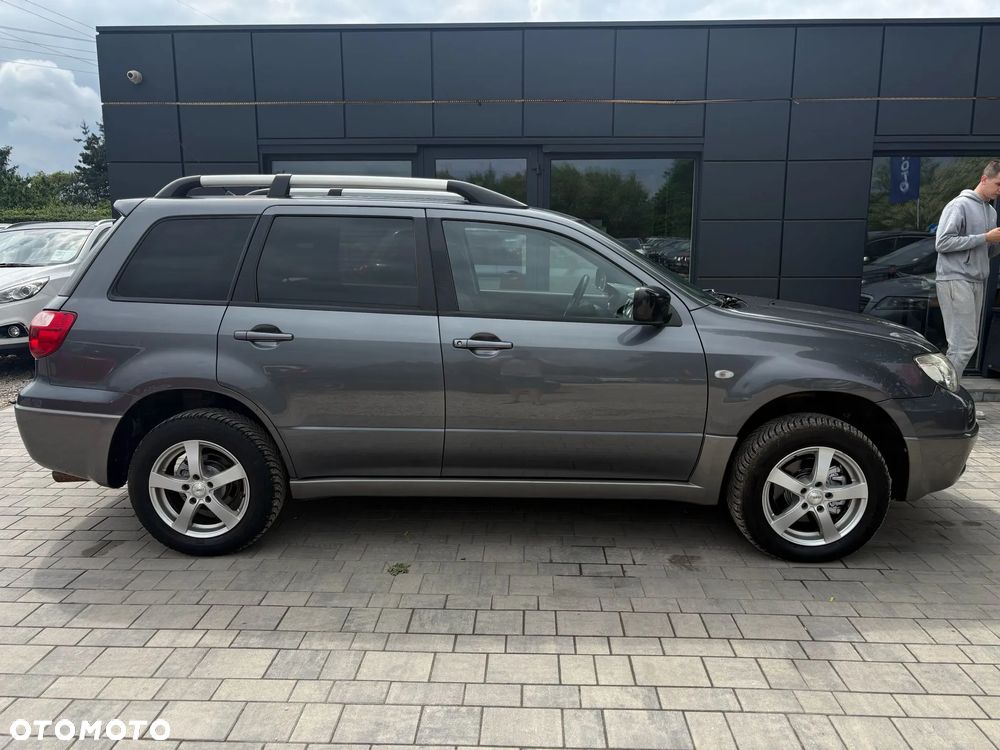 Mitsubishi Outlander 2.0 Comfort - 4