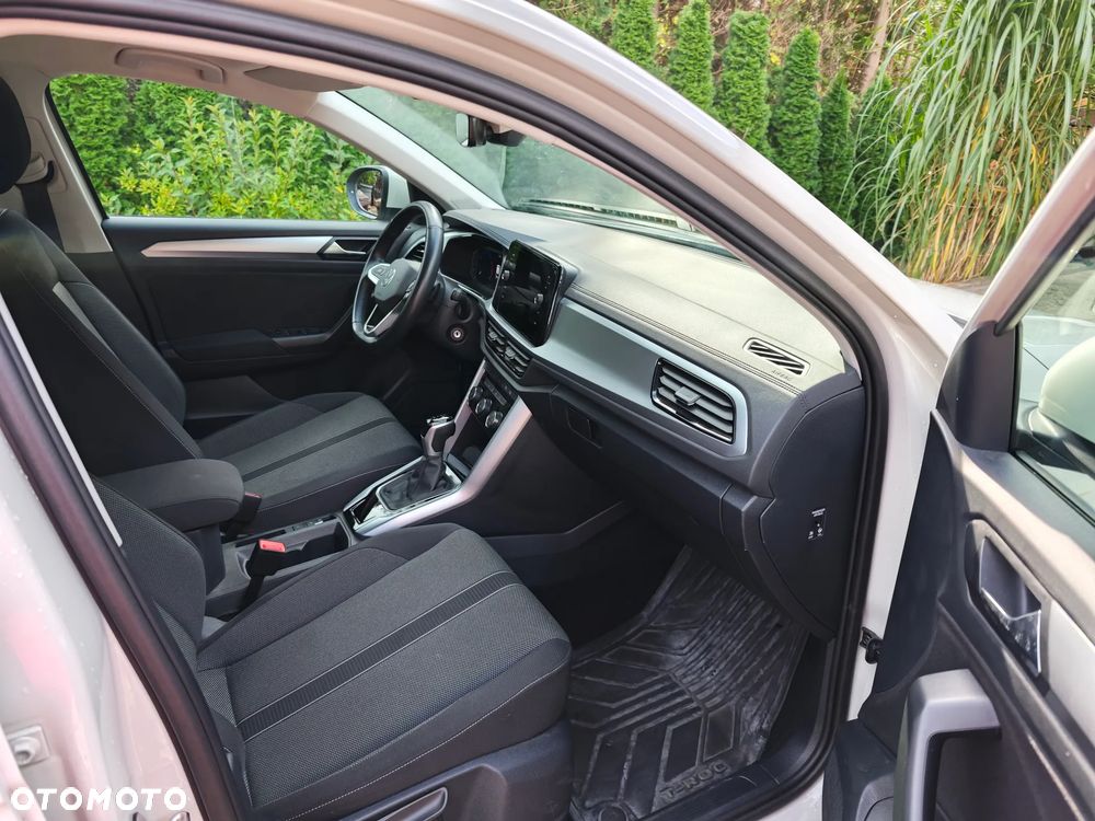 Volkswagen T-Roc - 7