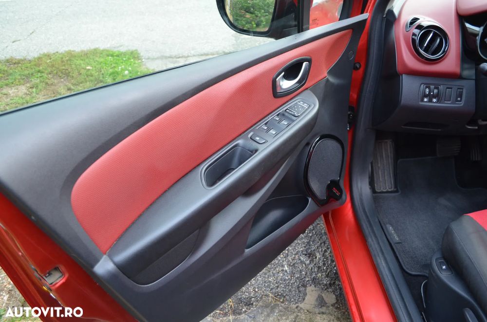 Renault Clio IV 1.2 Energy TCe EDC Intens - 15