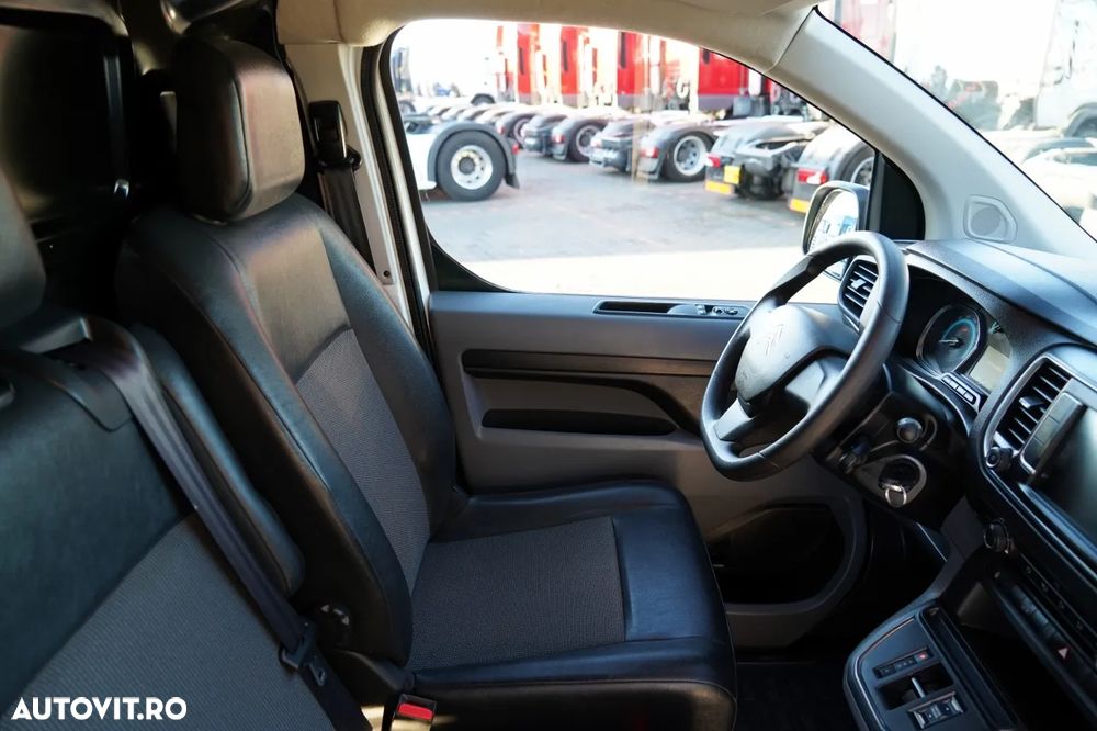 Citroën E-JUMPY XL / TABLĂ / Furgonetă / AUTOMATĂ / ELECTRICĂ / IMPORTATĂ / 2022 - 25