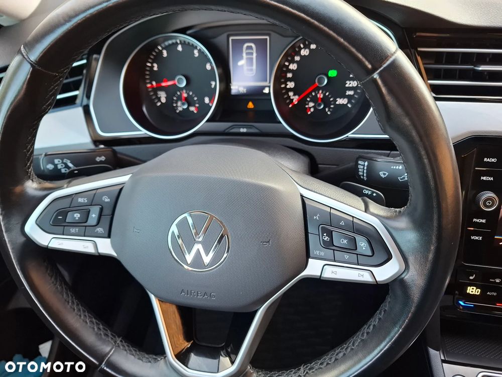 Volkswagen Passat 1.5 TSI EVO Business DSG - 16