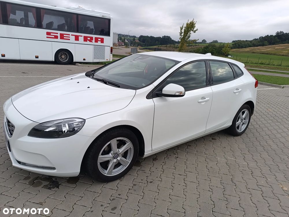 Volvo V40 D2 Drive-E Summum - 3