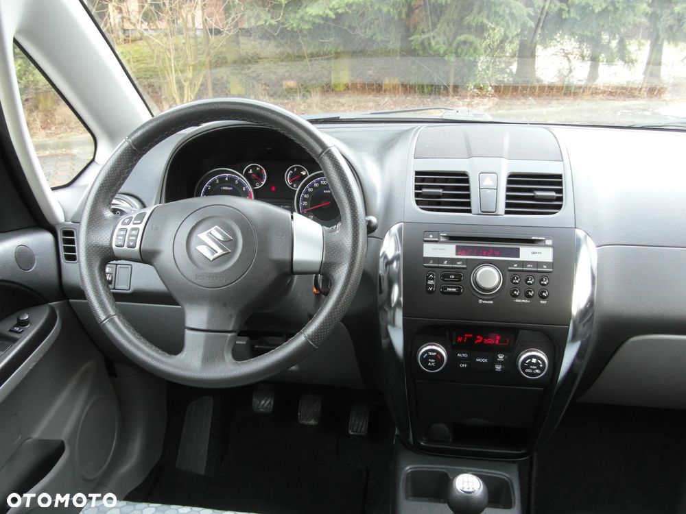 Suzuki SX4 Classic 1.6 VVT 4x4 Style - 22