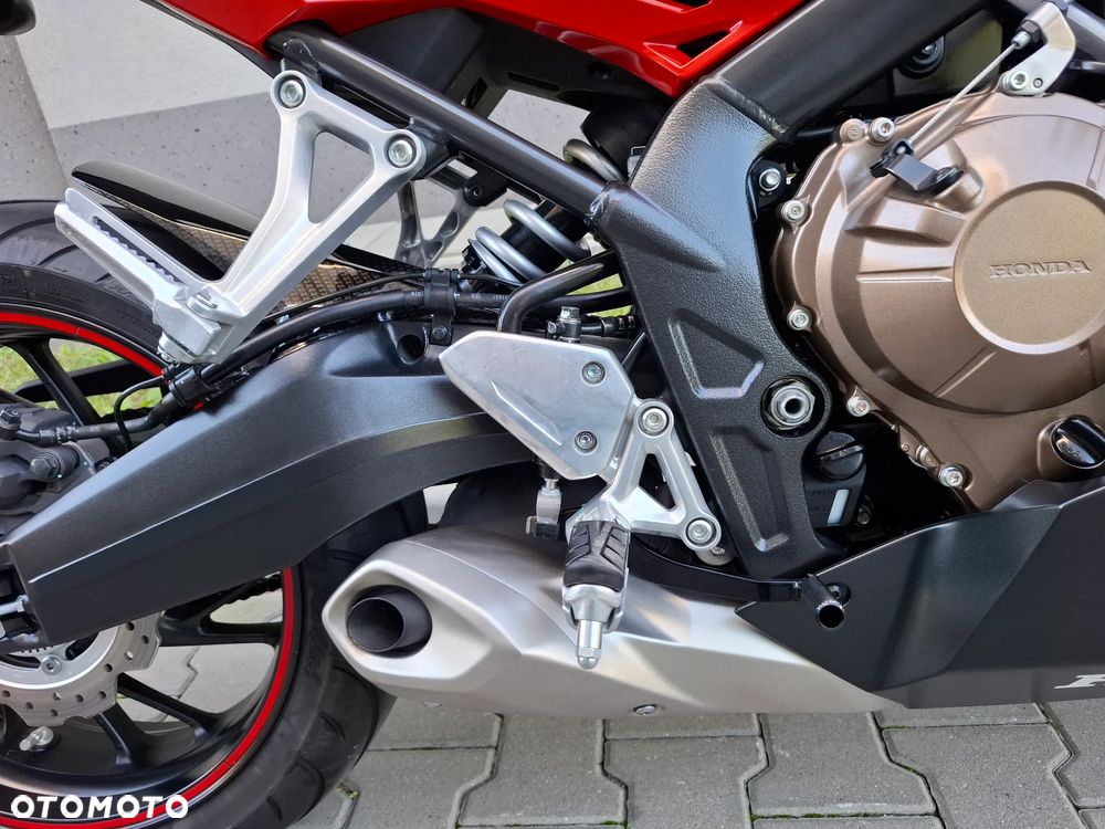 Honda CBR - 31
