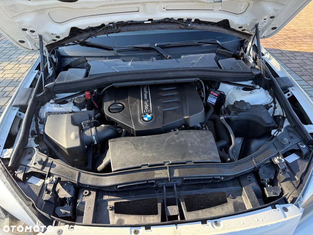 BMW X1 sDrive18d - 16