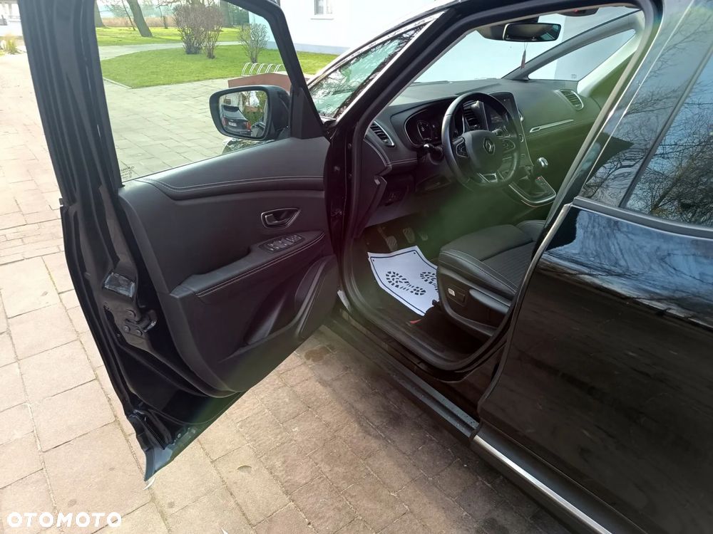 Renault Grand Scenic BLUE dCi 120 BLACK EDITION - 22