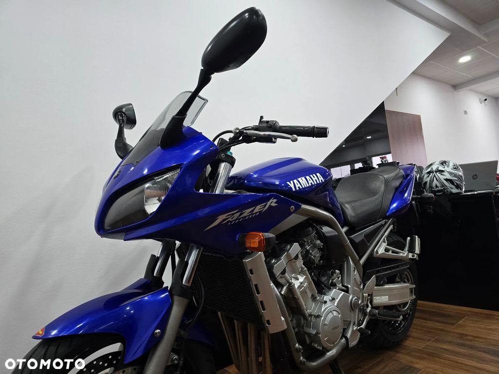 Yamaha FZS - 5