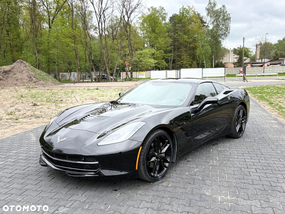 Chevrolet Corvette - 11