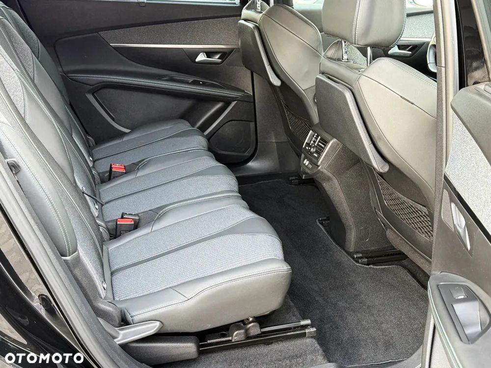 Peugeot 5008 1.5 BlueHDI Allure S&S EAT8 - 34