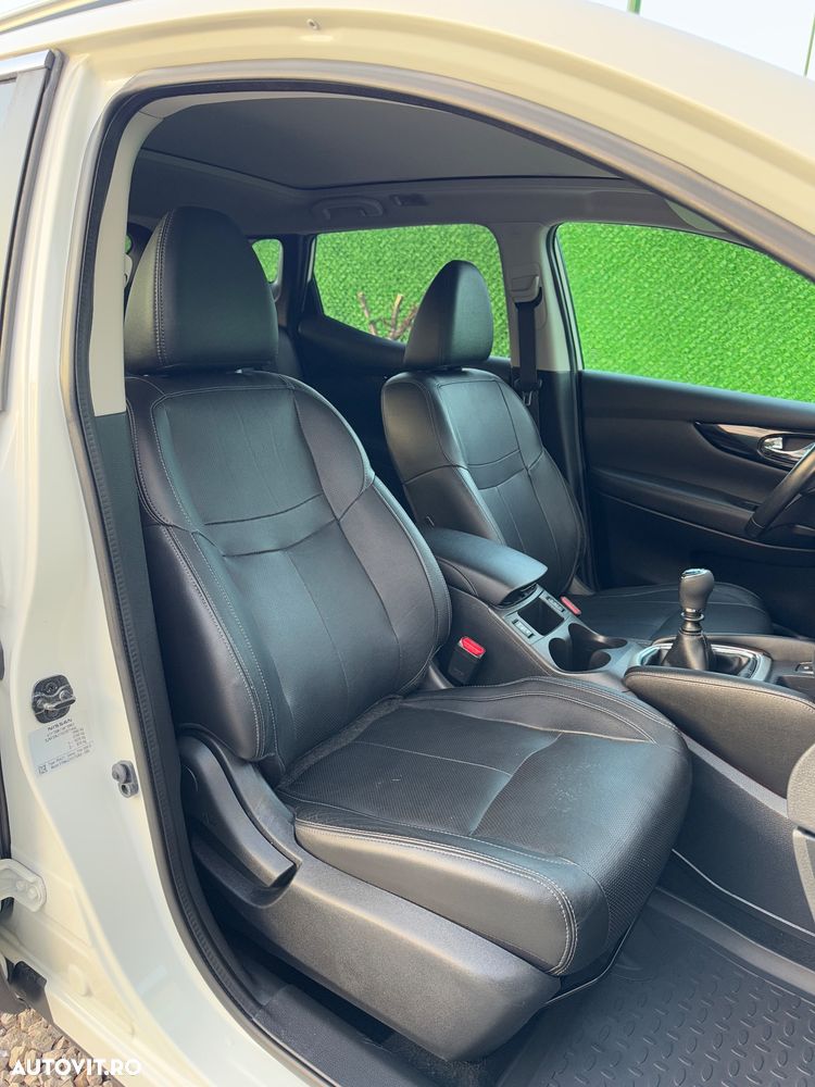 Nissan Qashqai 1.6 DCI TEKNA+ - 10