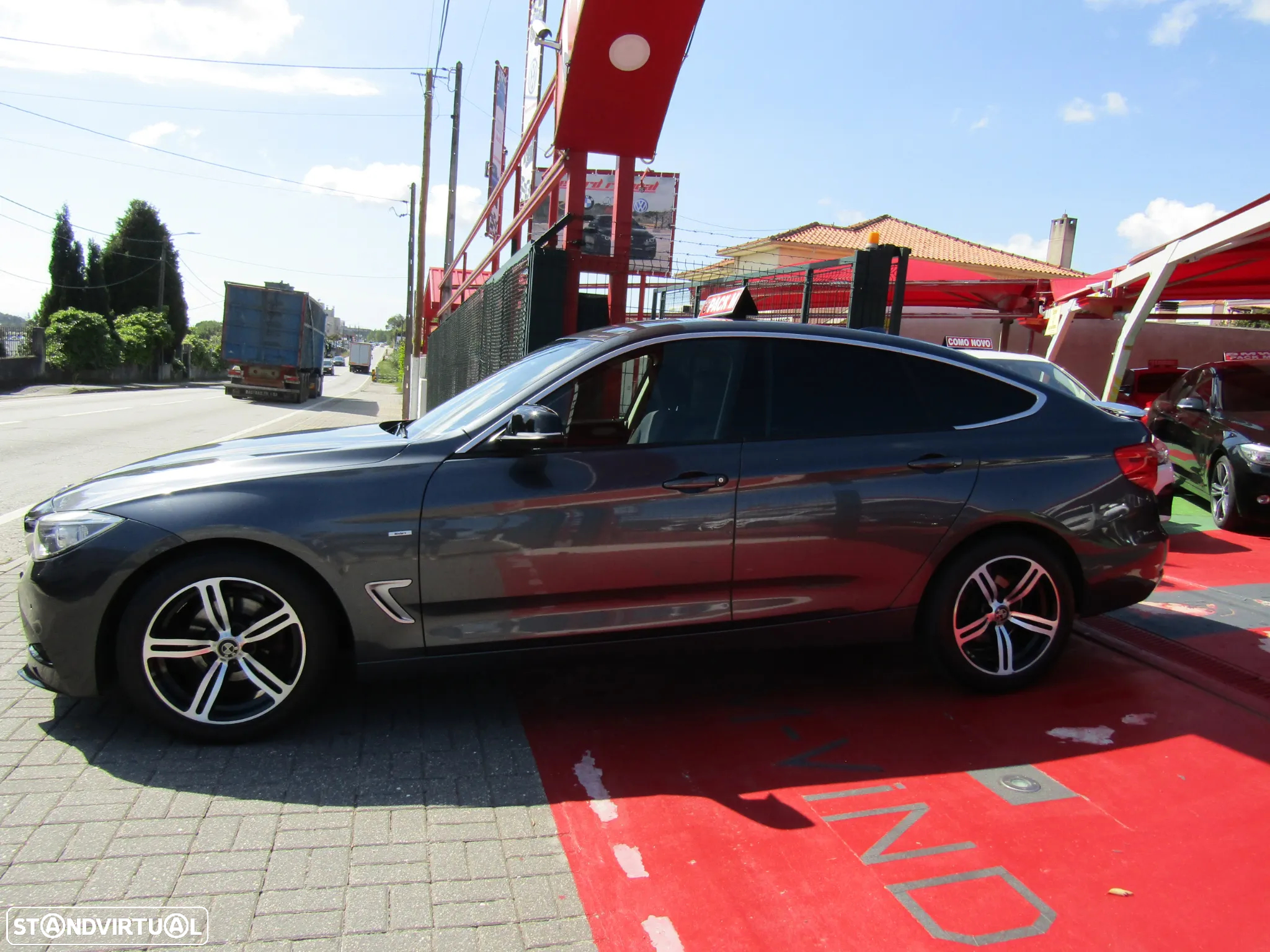 BMW 318 Gran Turismo d Pack M - 37